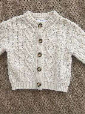 Zara Girls Cream Cable Knit Button-Front  Cardigan